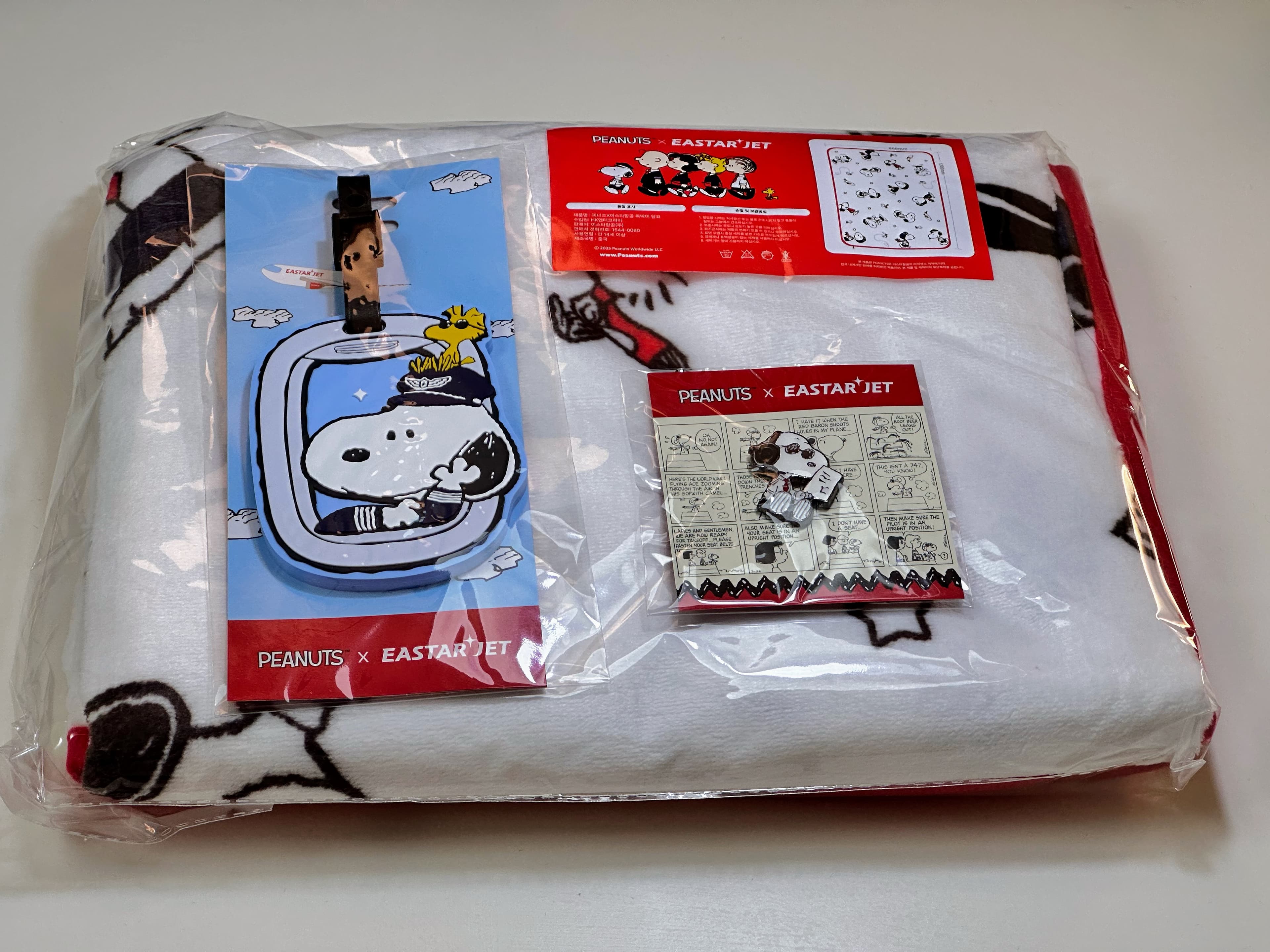Eastar Airlines x Snoopy Collaboration Goods